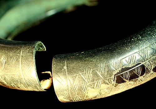 Schnippenburg (Armreif Detail), Foto von Axel Hartmann 