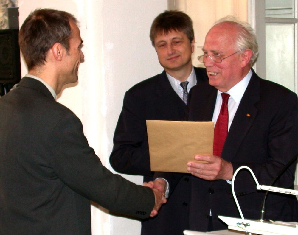 Übergabe Bewilligung 