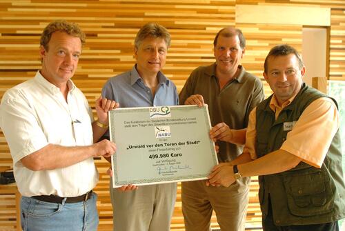 Urwald vor den Toren der Stadt 