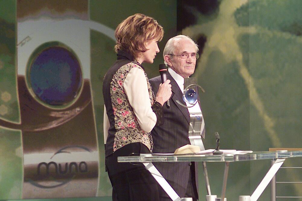 MUNA 2002 Preisverleihung Lothar Kranz Blindengarten Bremen &copy; ZDF