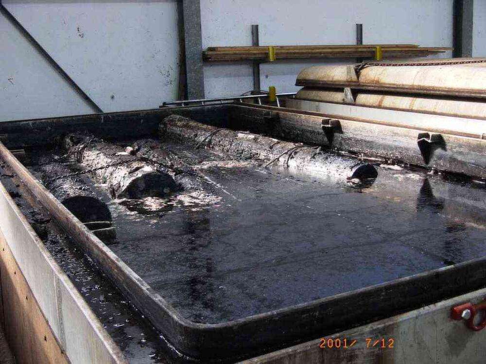 Furnierwerk Verfärbungen 