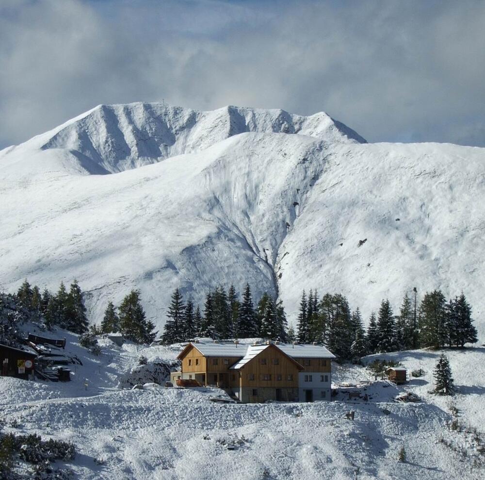 Alpenhütte Wolfratshausen Winter 