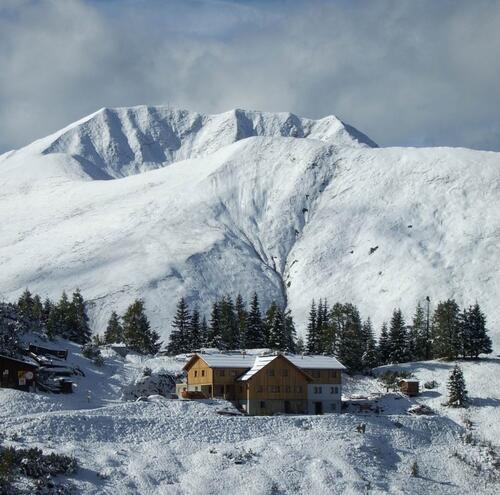 Alpenhütte Wolfratshausen Winter 