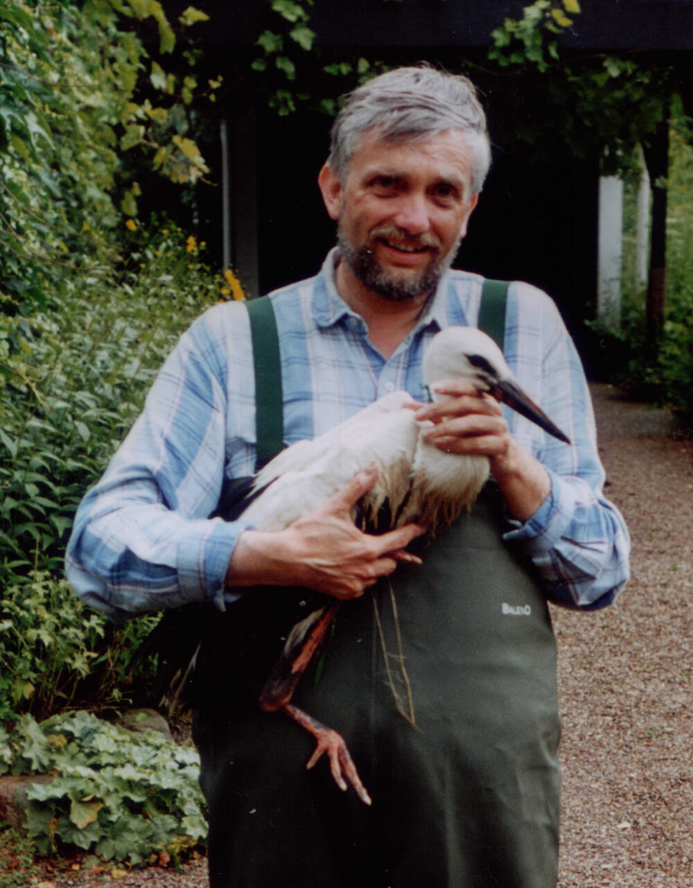 muna 2005_Georg Fiedler mit Jungstorch_Foto Archiv Fiedler © Sabine Kriegel