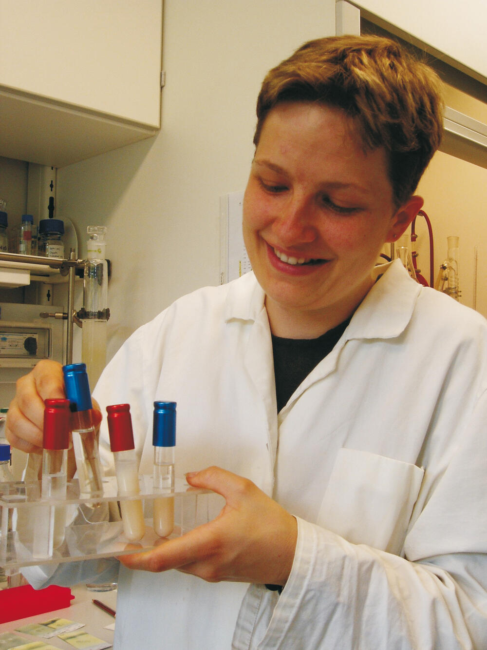 Ecological synthesis of new chiral building blocks for antibiotics 