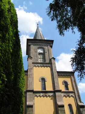 Fledermaus, Kirche 