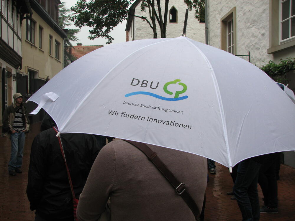 DBU – Wir lassen Sie nicht im Regen stehen! 