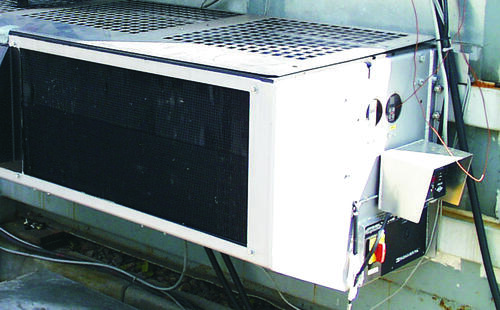 Development of a CO2-transport refrigeration unit 