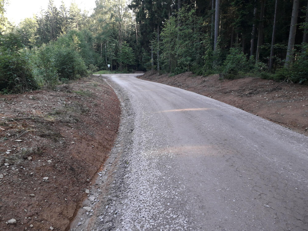 Sanierte Zuwegung Hartmannsdorfer Forst © Moritz Räbel/Bundesforstbetrieb Thüringen-Erzgebirge