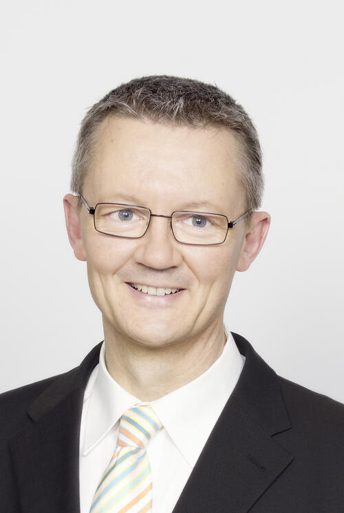 Dr. Bernd Glassl 