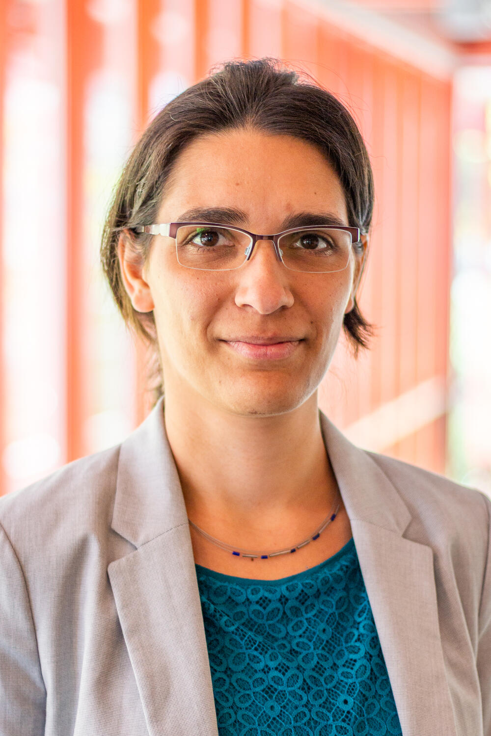 Dr. Katrin Anneser 